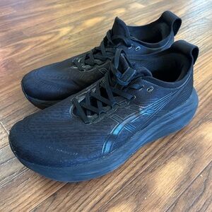 ASICS Gel Nimbus 27 – Black – Men’s US 9.5 Excellent Condition